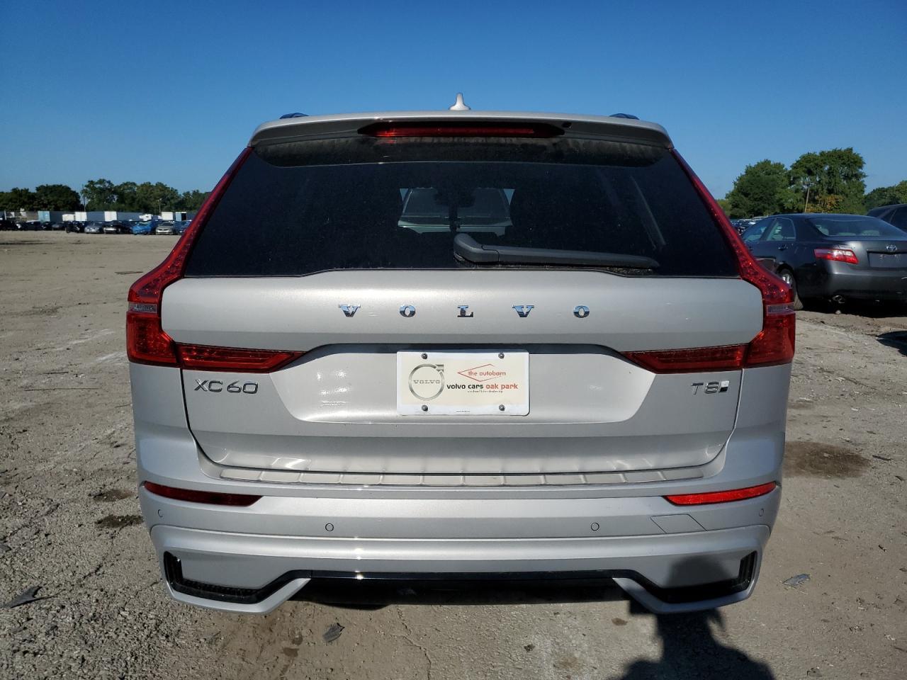 2025 VOLVO XC60