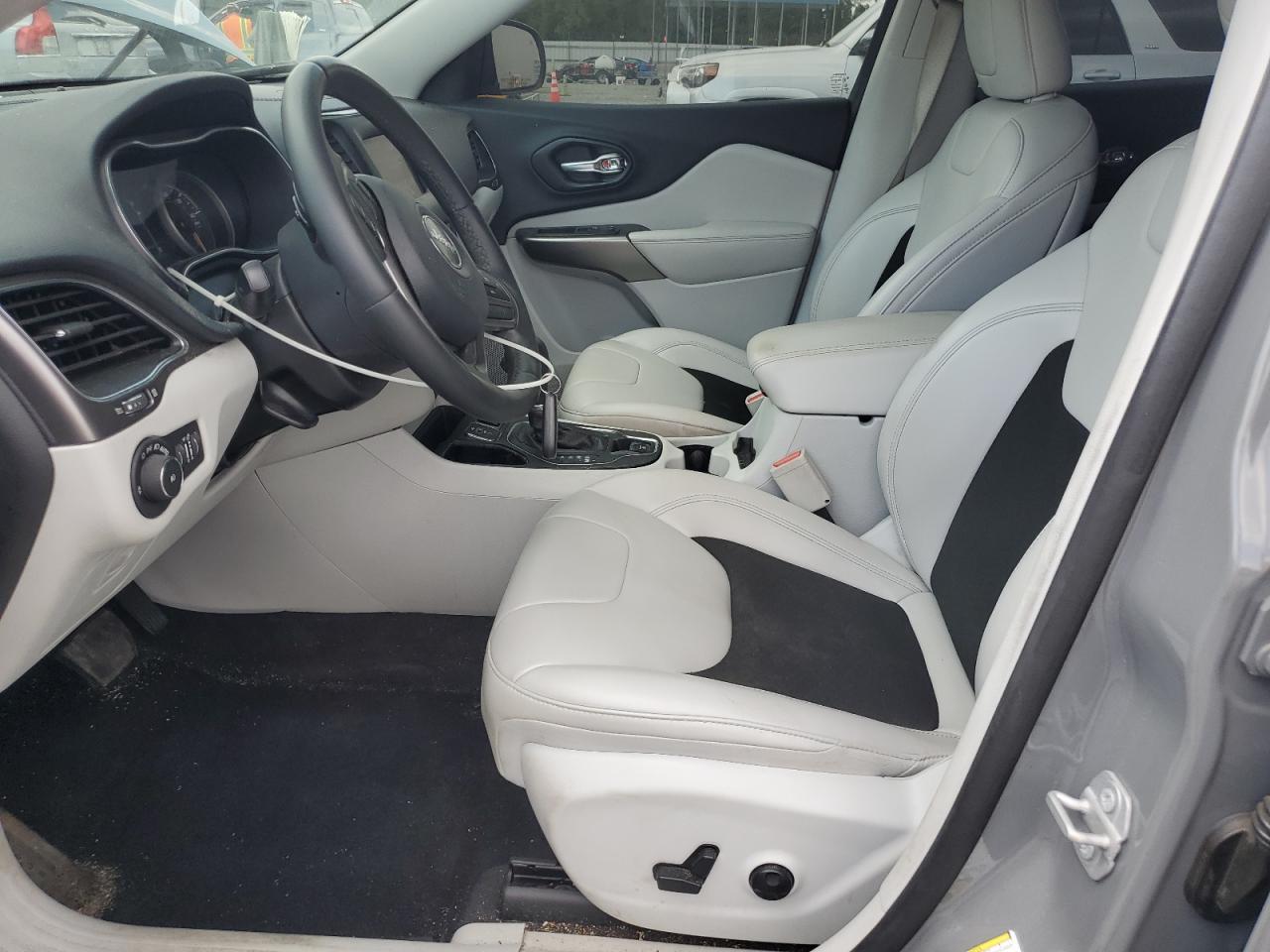 2020 JEEP CHEROKEE