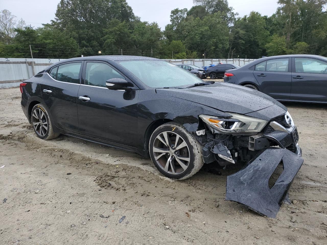 2016 NISSAN Maxima