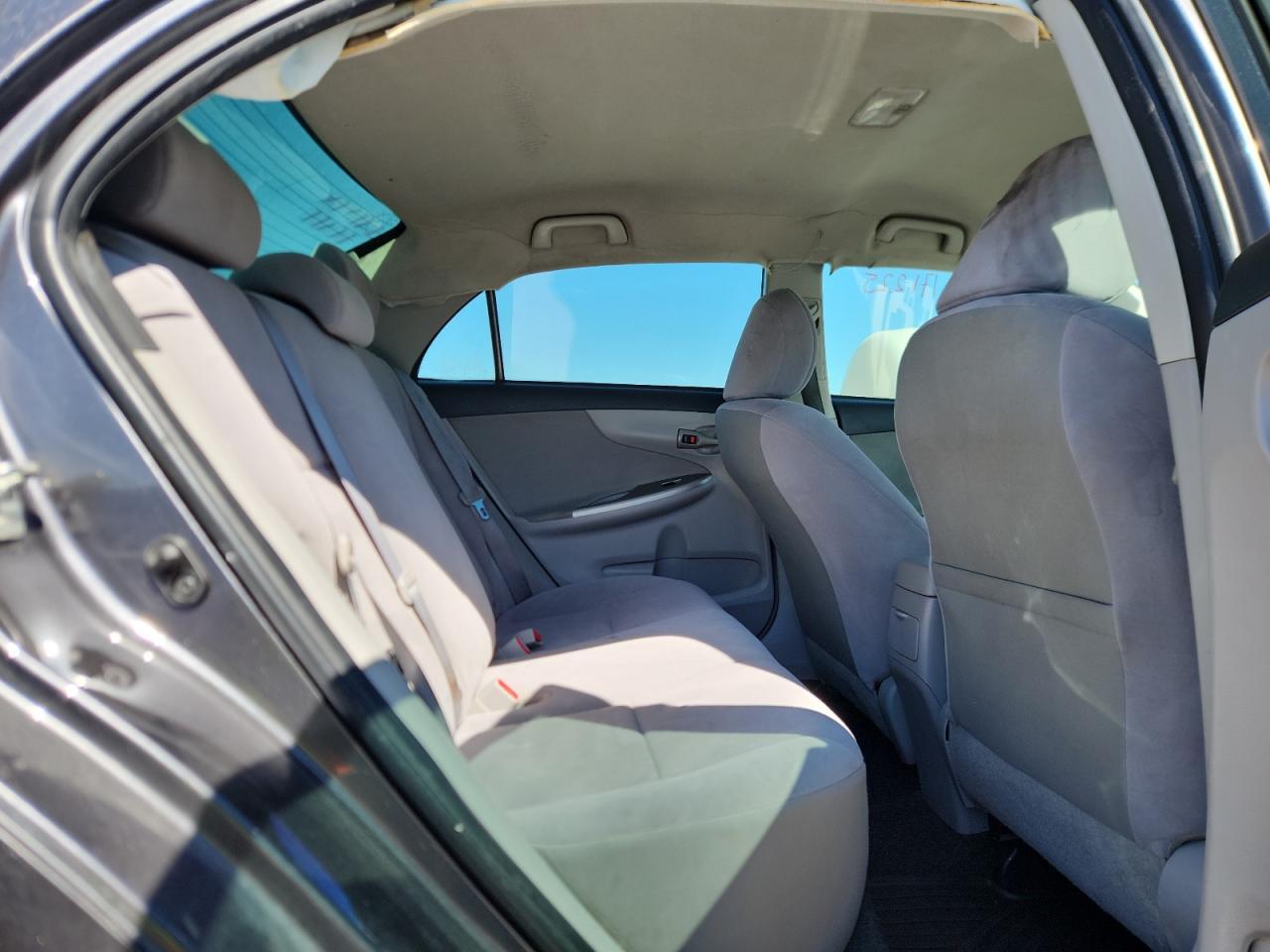 2012 TOYOTA COROLLA