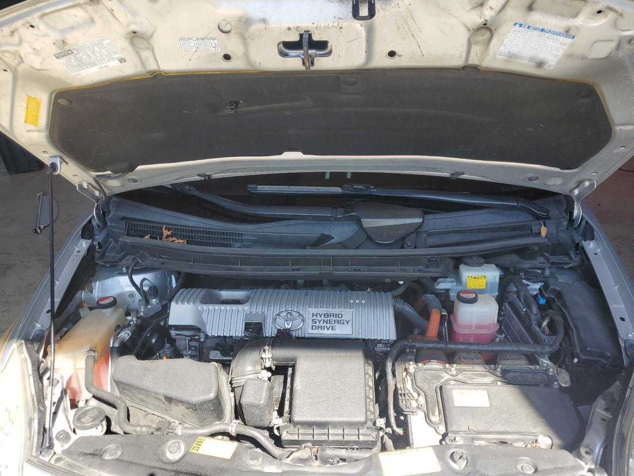2014 TOYOTA PRIUS