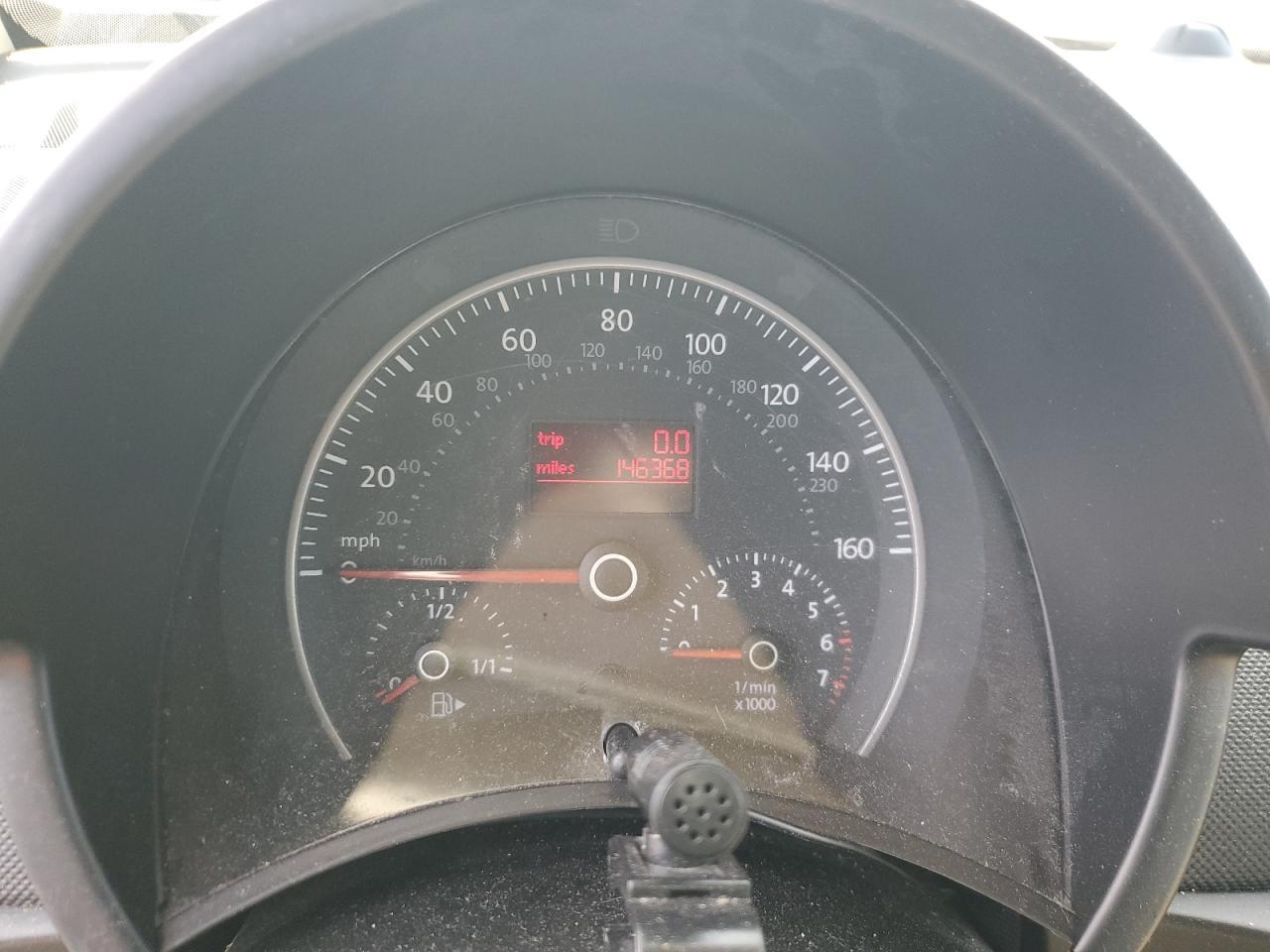 2009 VOLKSWAGEN Beetle