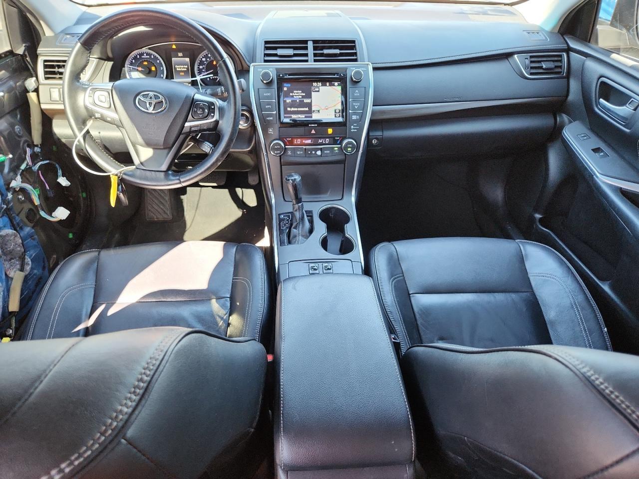 2016 TOYOTA CAMRY