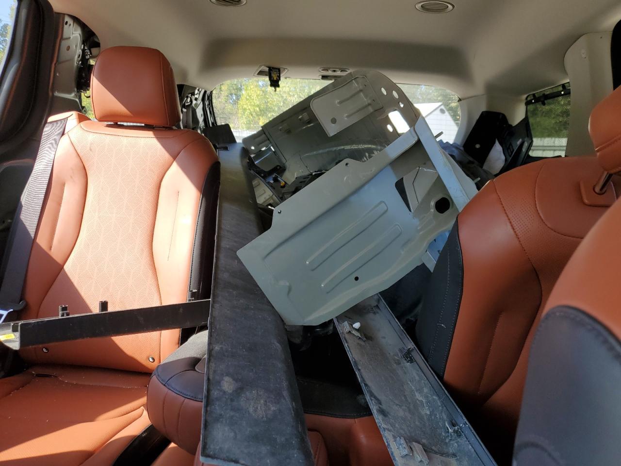 2024 KIA Carnival