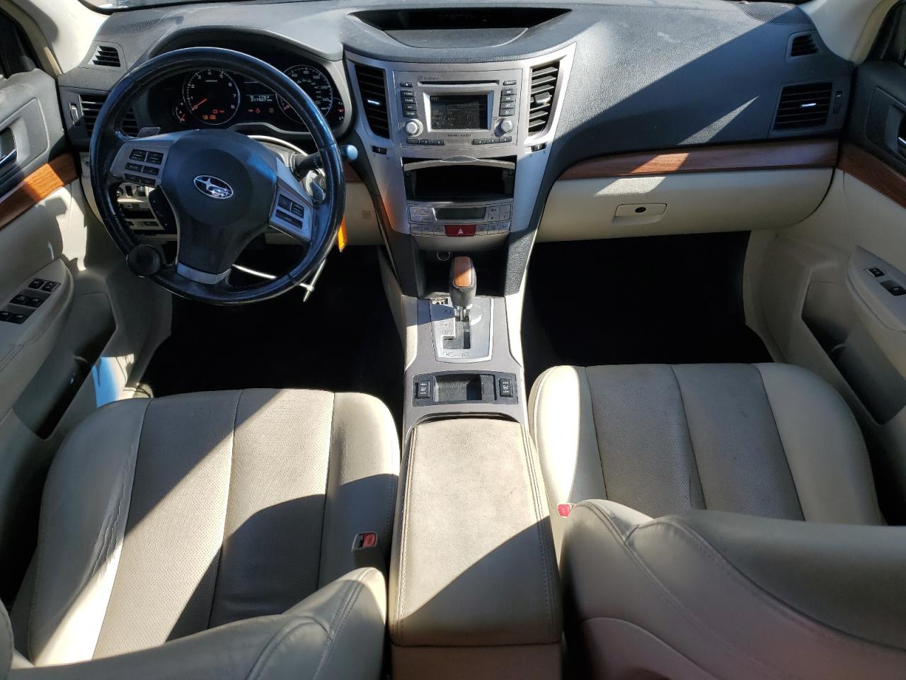2013 SUBARU Outback