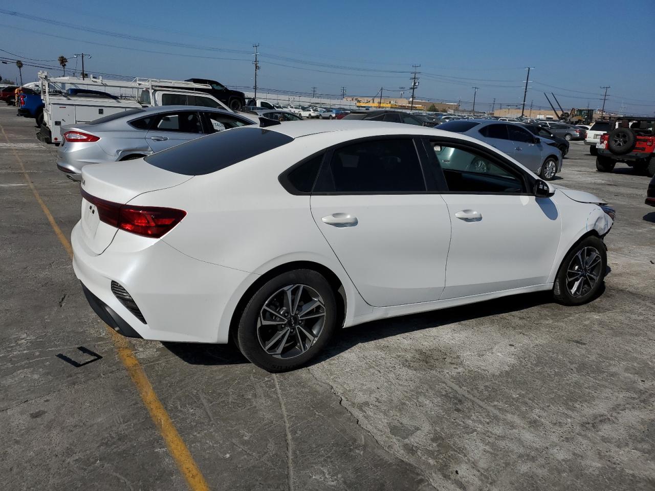 2023 KIA FORTE