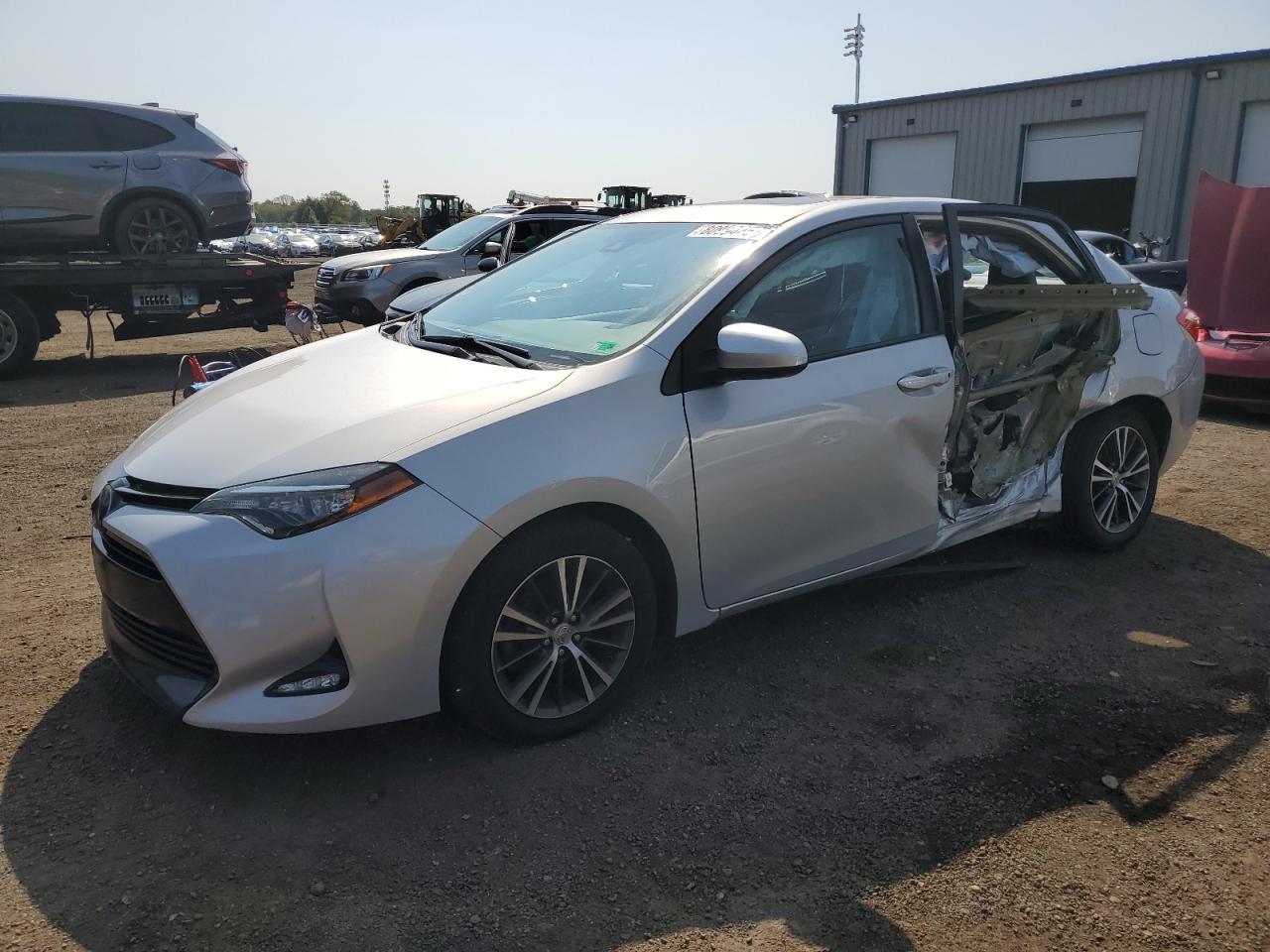 2017 TOYOTA COROLLA