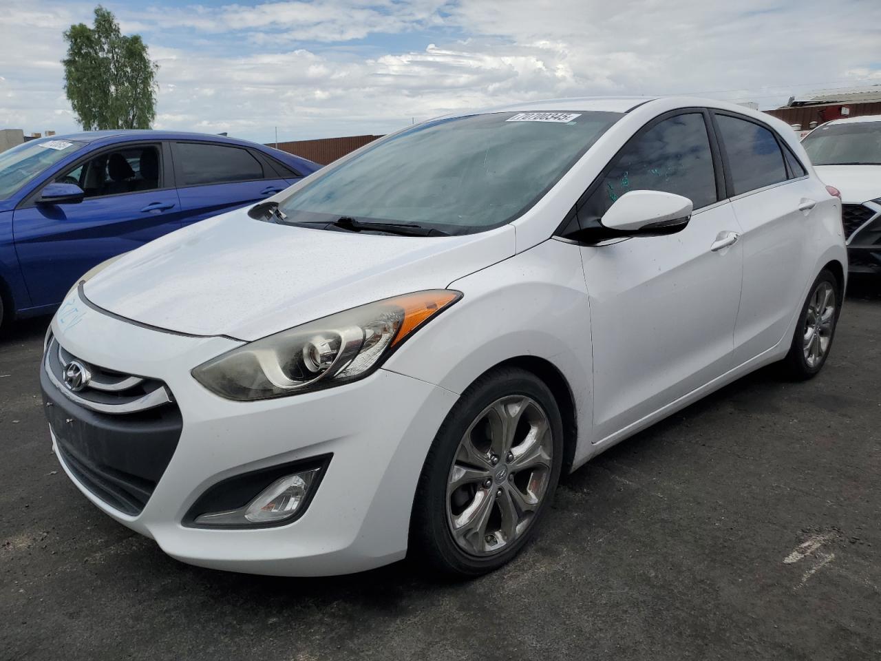 2015 HYUNDAI ELANTRA