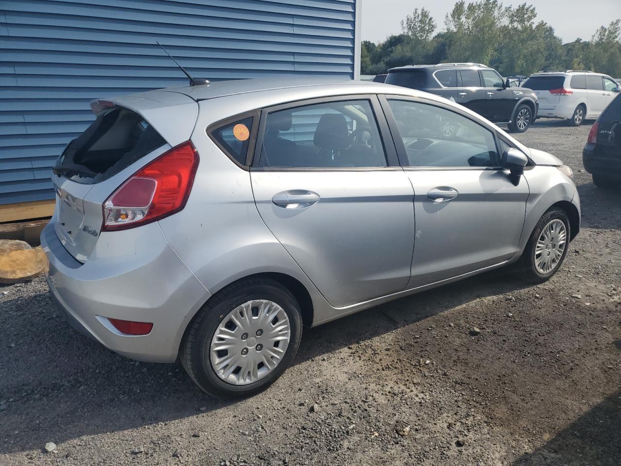 2016 FORD Fiesta