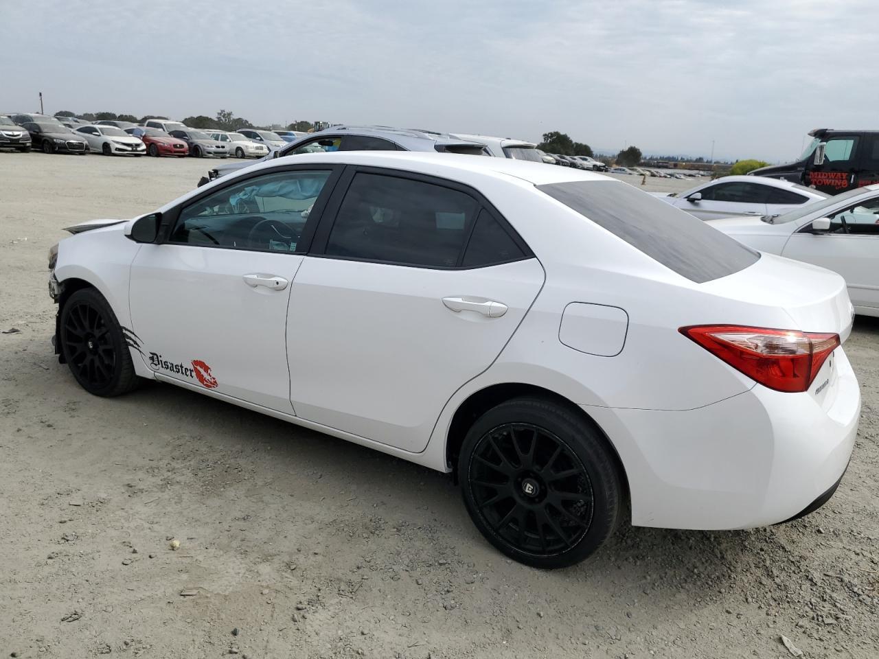 2018 TOYOTA COROLLA