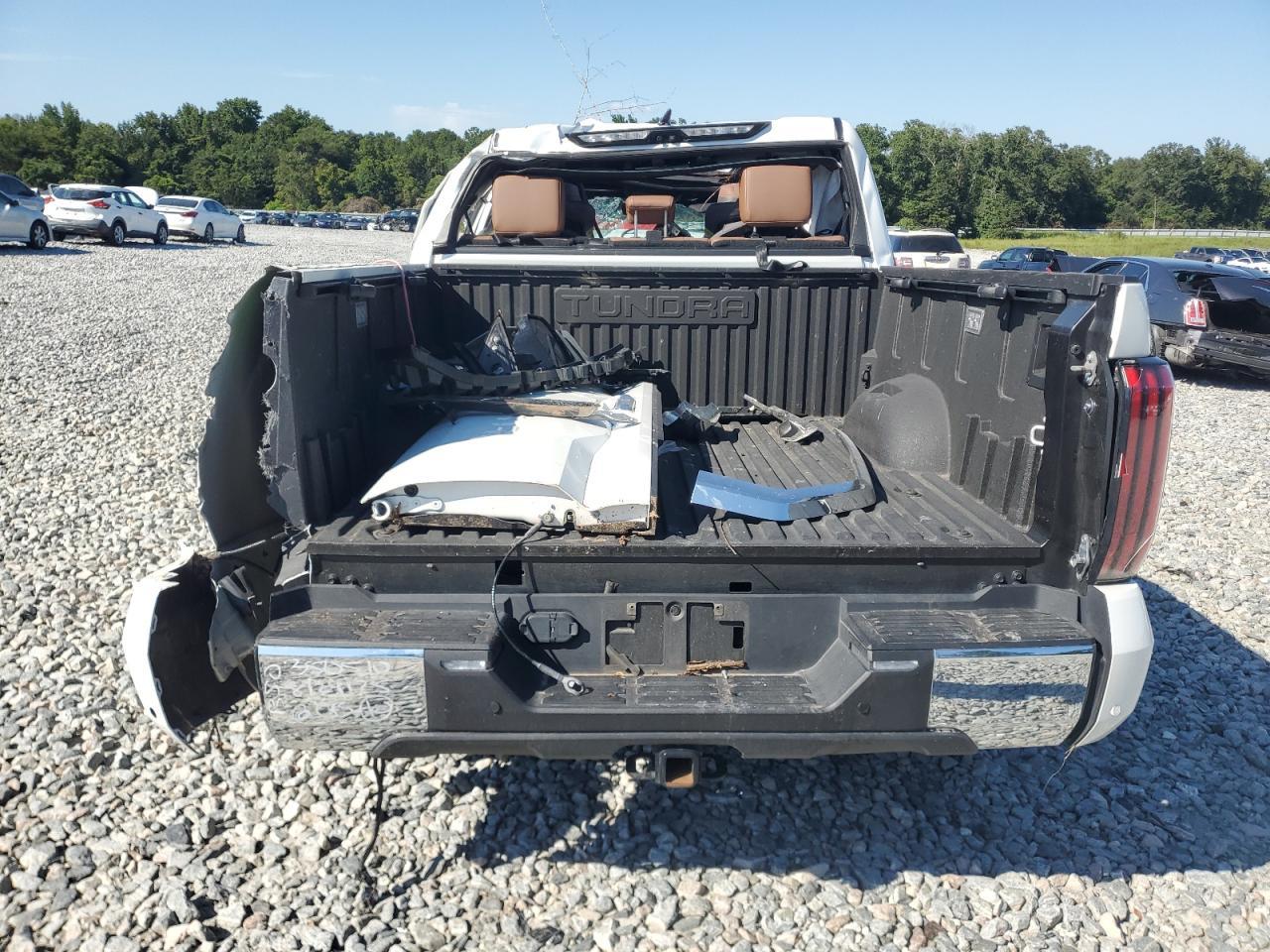 2024 TOYOTA TUNDRA