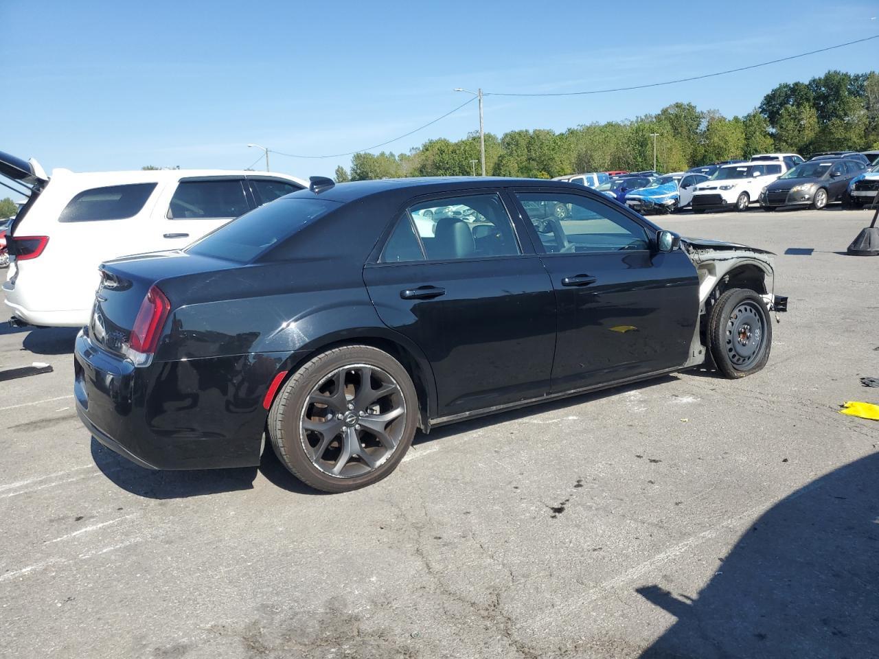 2022 CHRYSLER 300