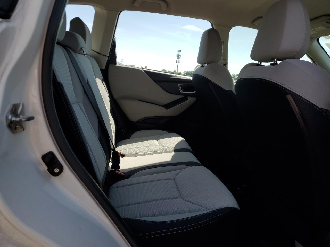 2020 SUBARU FORESTER