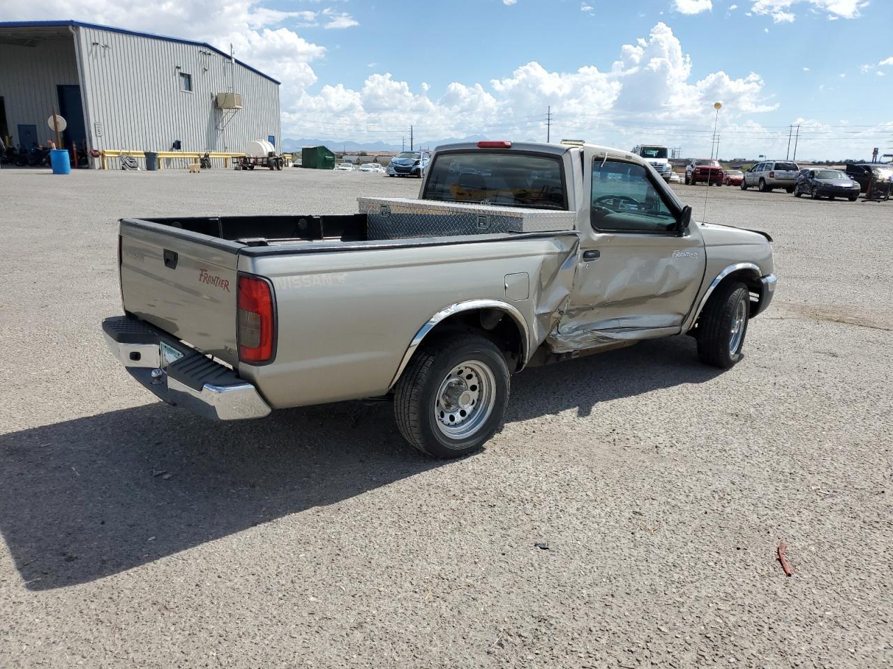 2000 NISSAN Frontier