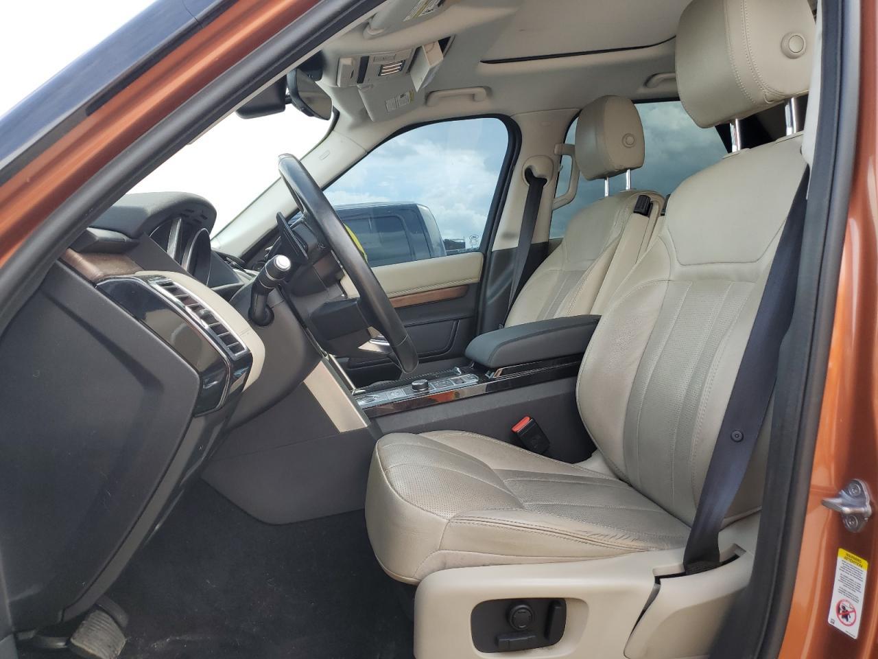 2017 LAND ROVER Discovery
