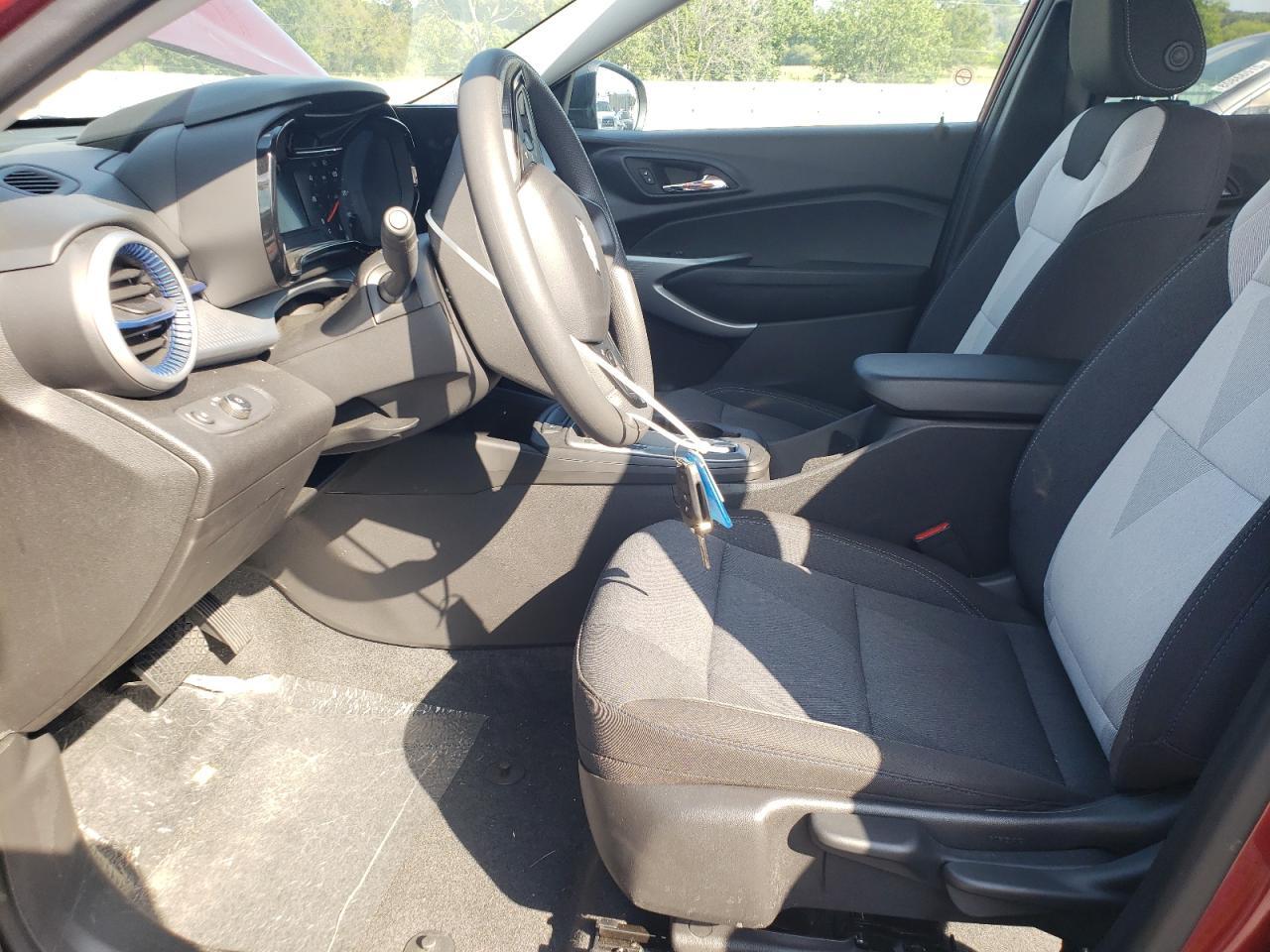 2025 CHEVROLET TRAX