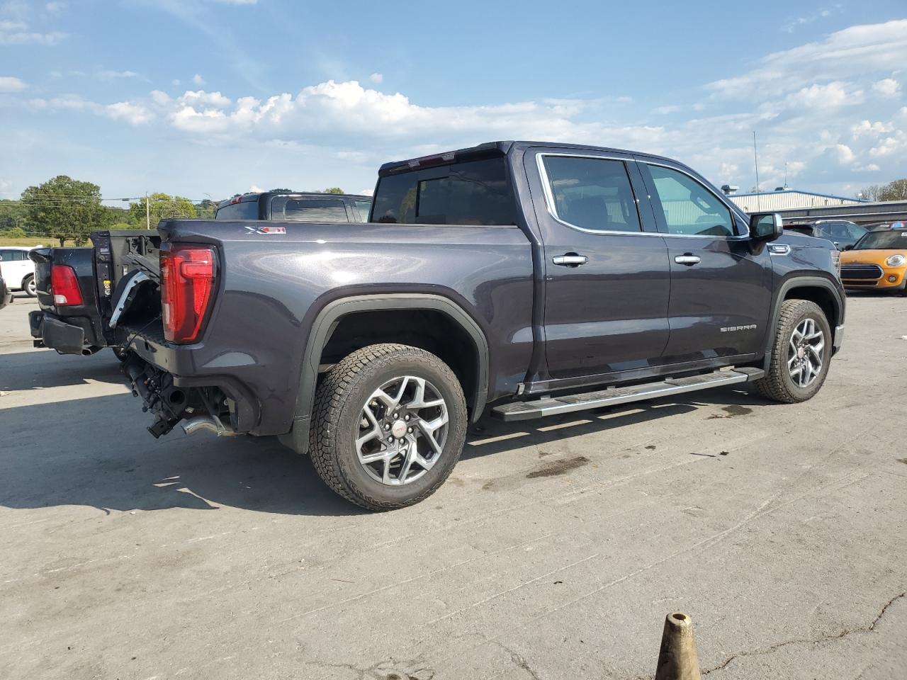 2024 GMC Sierra