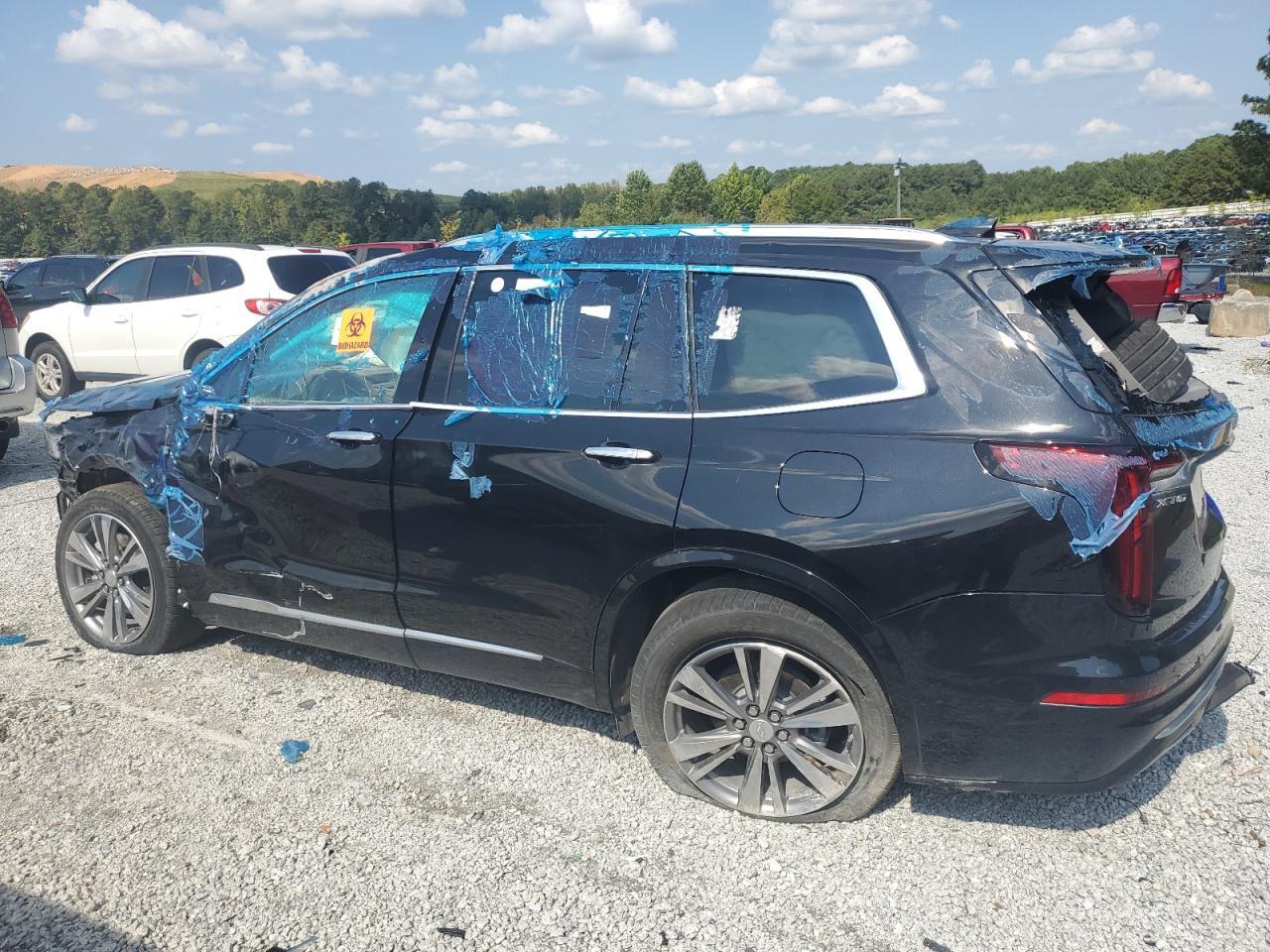 2022 CADILLAC XT6