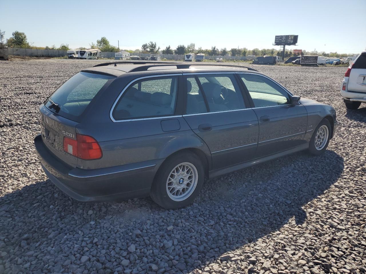 2000 BMW 5 series