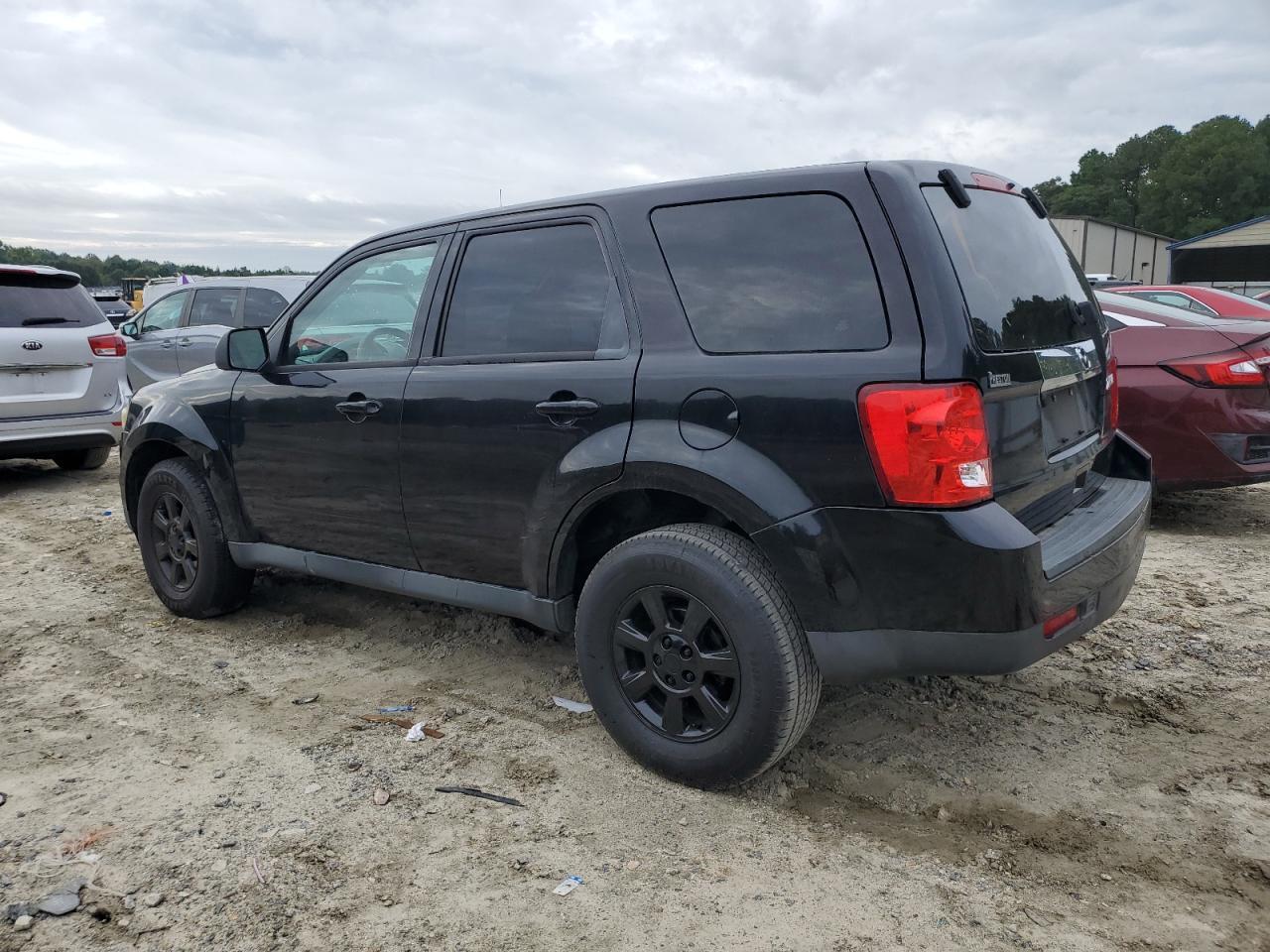 2010 MAZDA Tribute