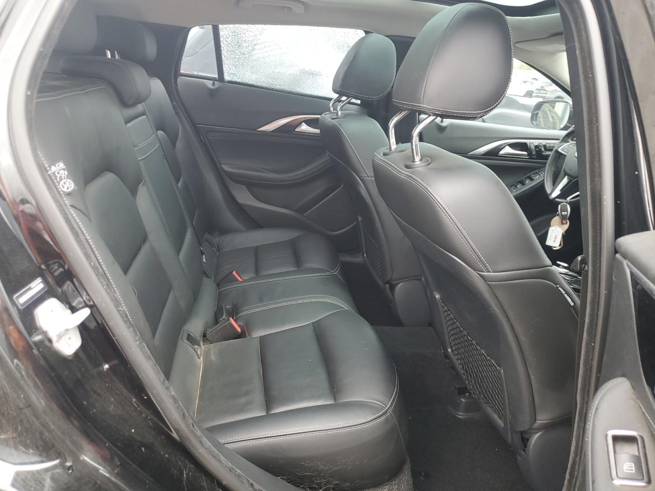2018 INFINITI QX30