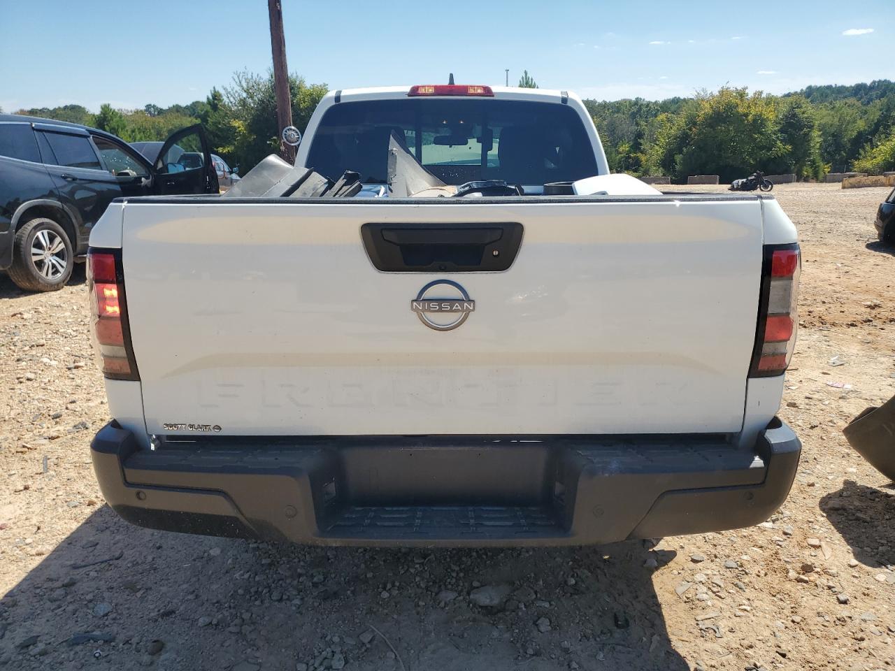 2025 NISSAN Frontier