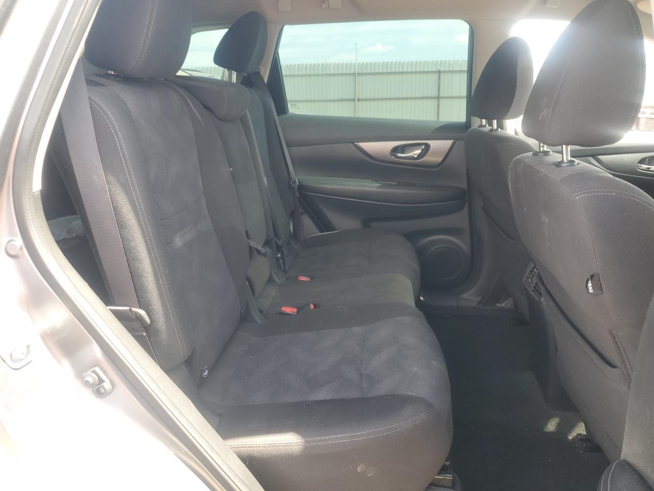 2016 NISSAN ROGUE