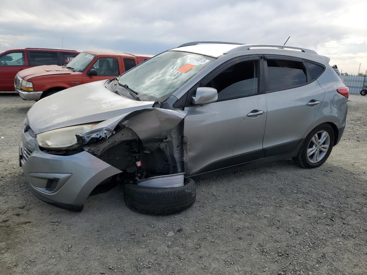 2011 HYUNDAI TUCSON