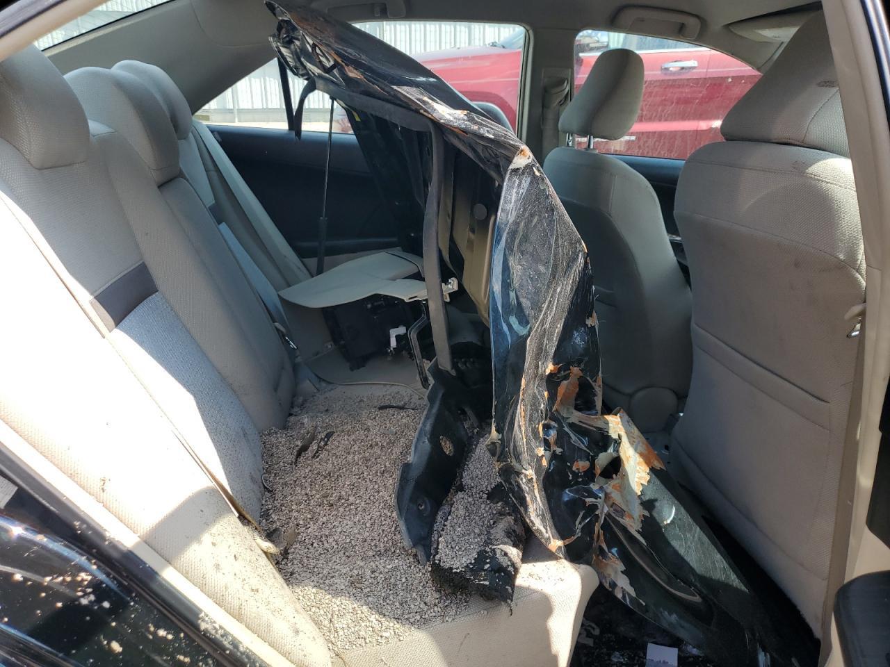 2012 TOYOTA CAMRY