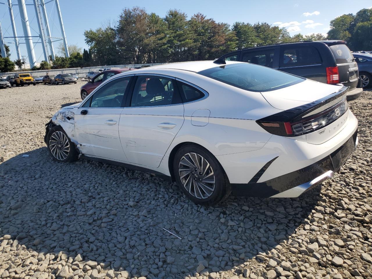 2025 HYUNDAI SONATA