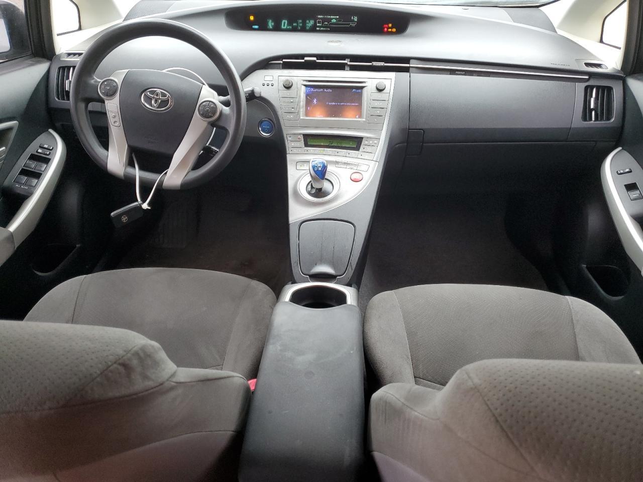2013 TOYOTA PRIUS