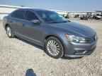 2017 VOLKSWAGEN Passat