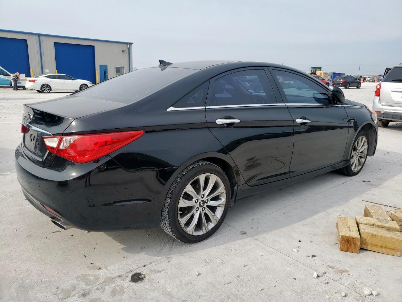 2013 HYUNDAI SONATA