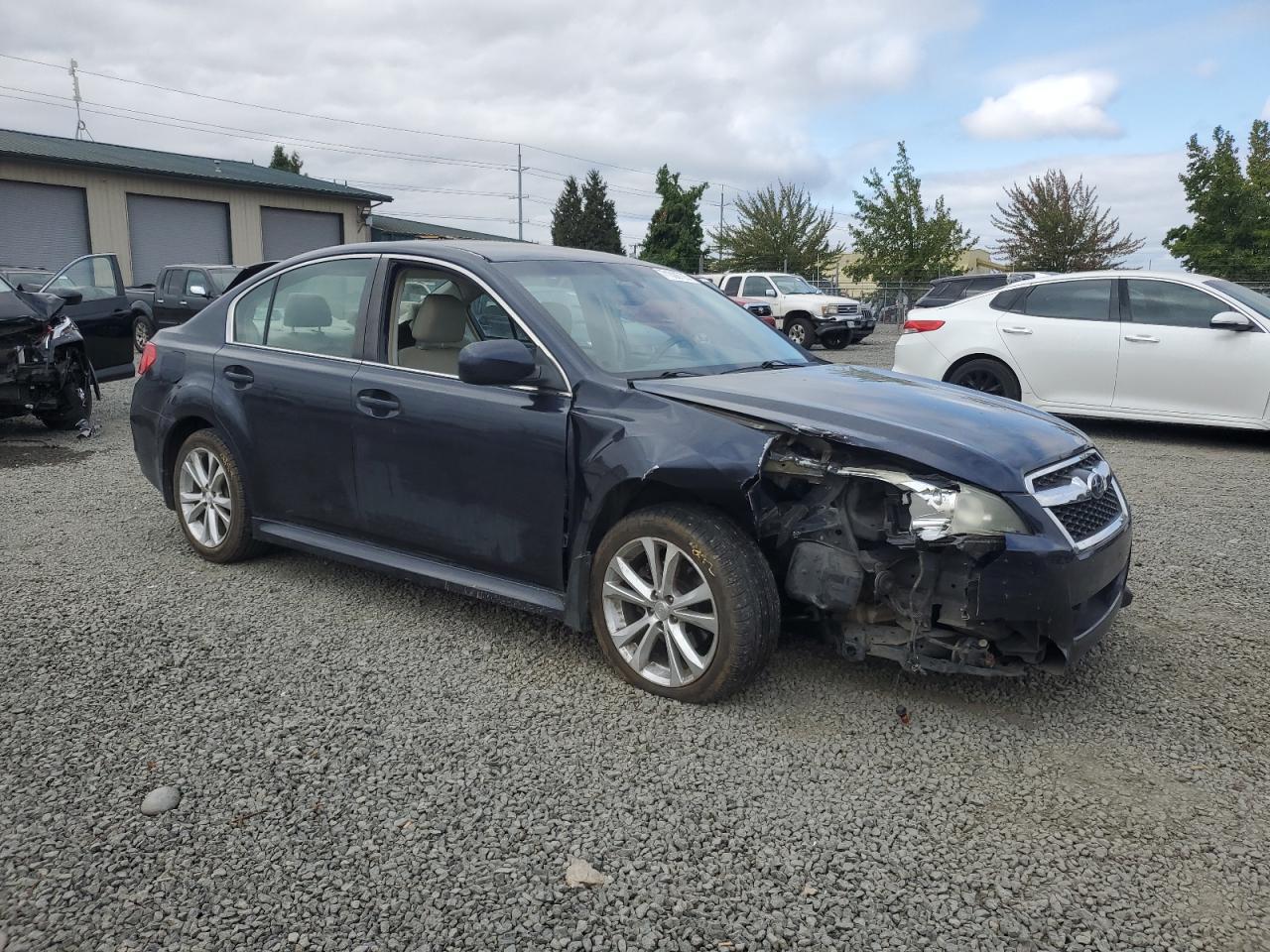 2013 SUBARU Legacy