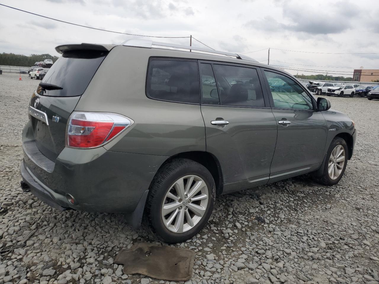 2010 TOYOTA HIGHLANDER
