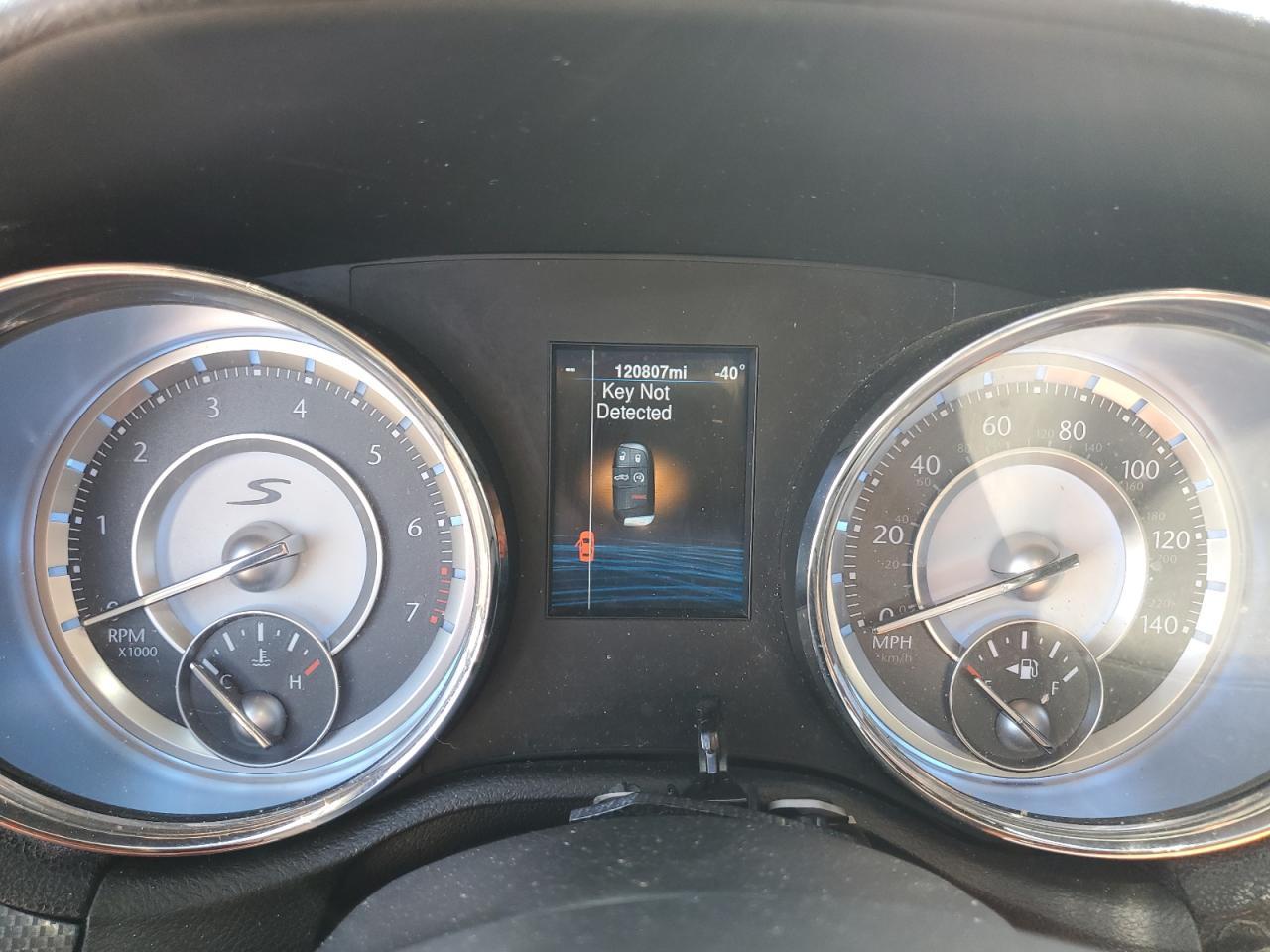 2014 CHRYSLER 300