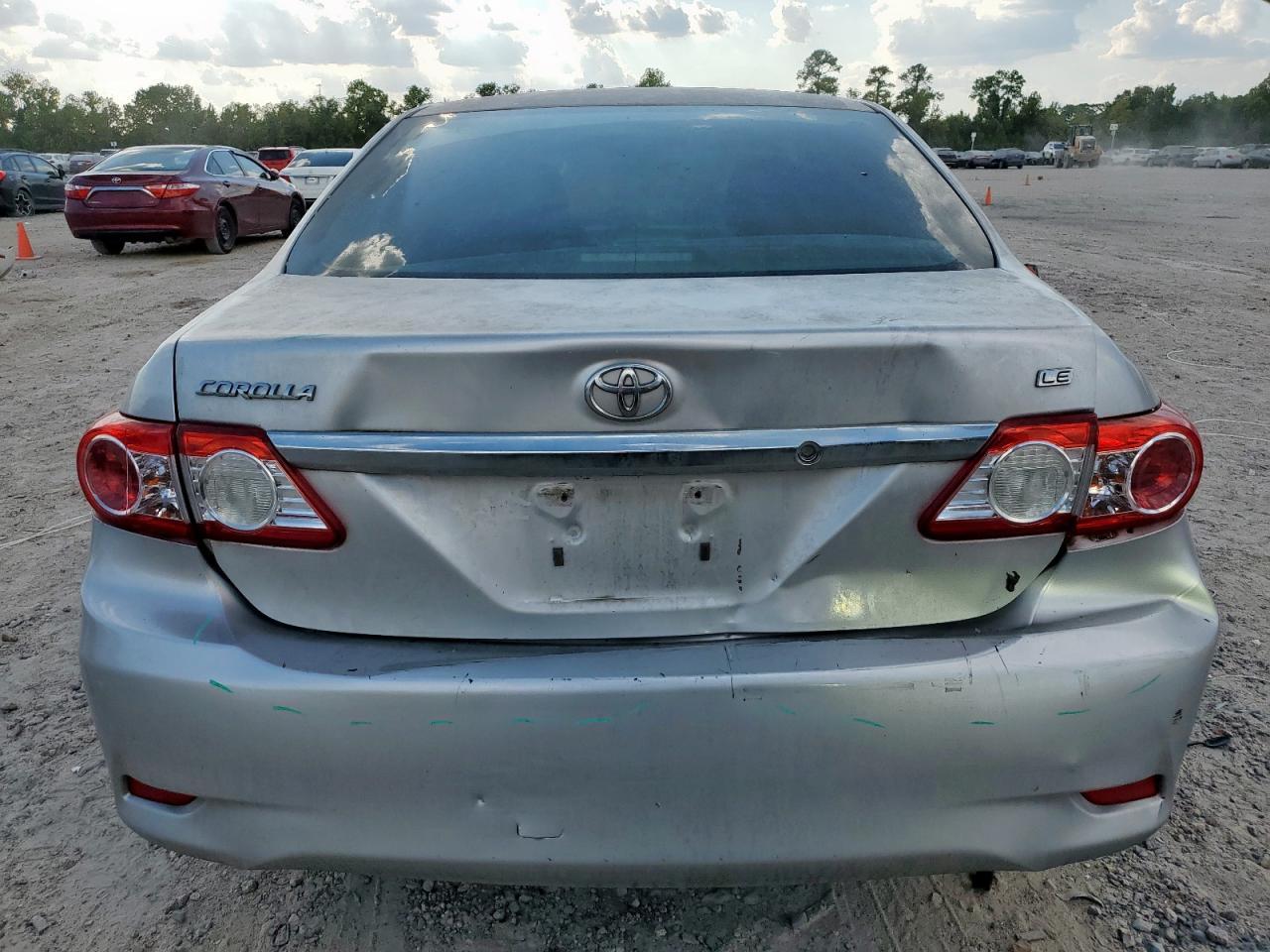 2011 TOYOTA COROLLA