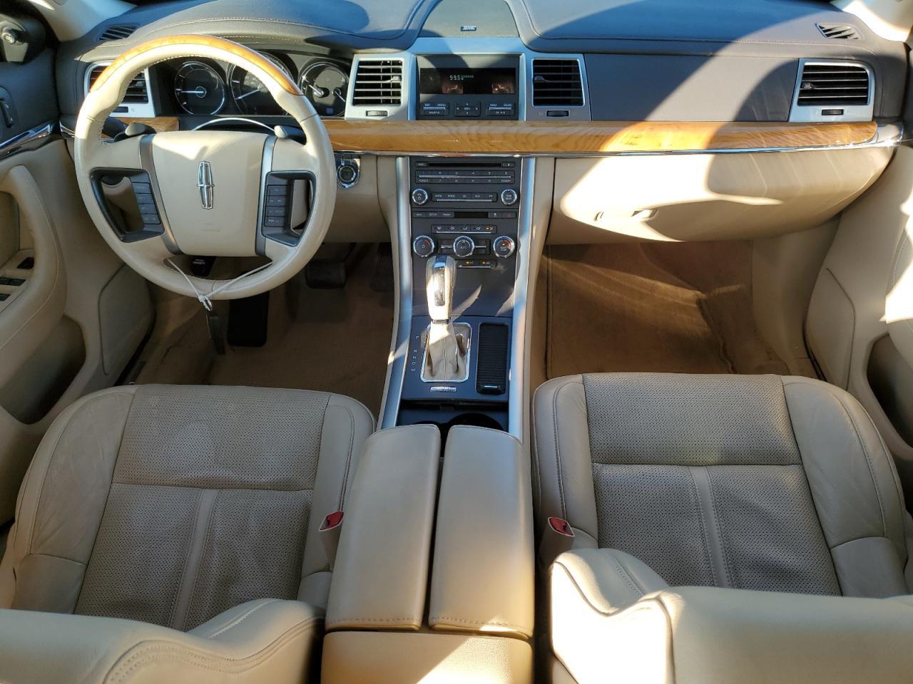 2010 LINCOLN MKS