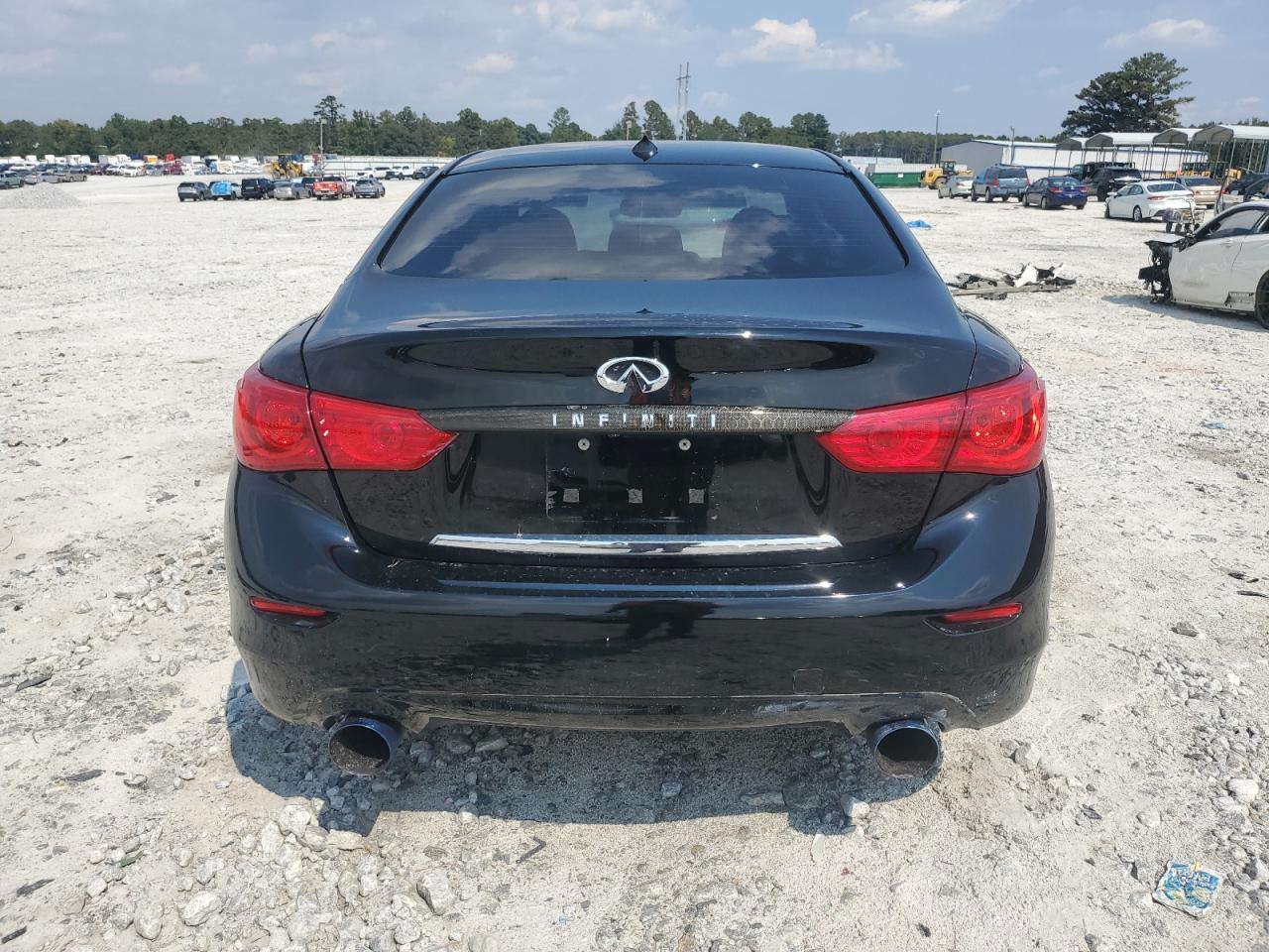 2015 INFINITI Q50
