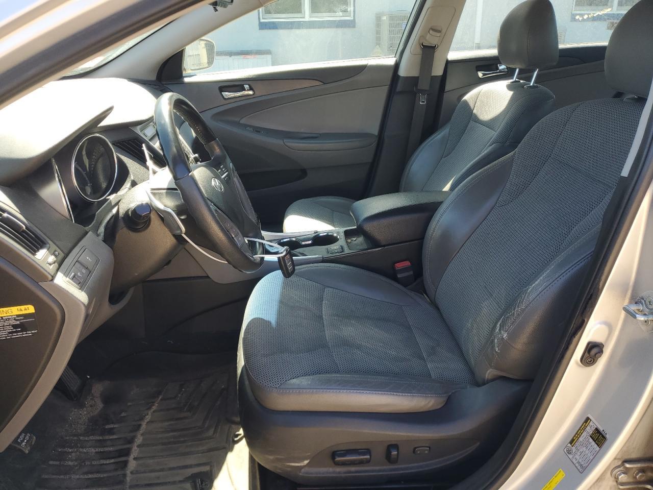2013 HYUNDAI SONATA