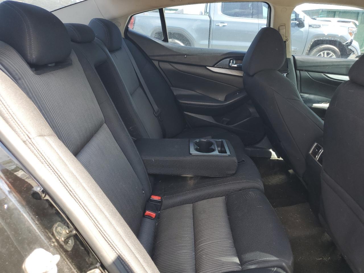 2017 NISSAN Maxima