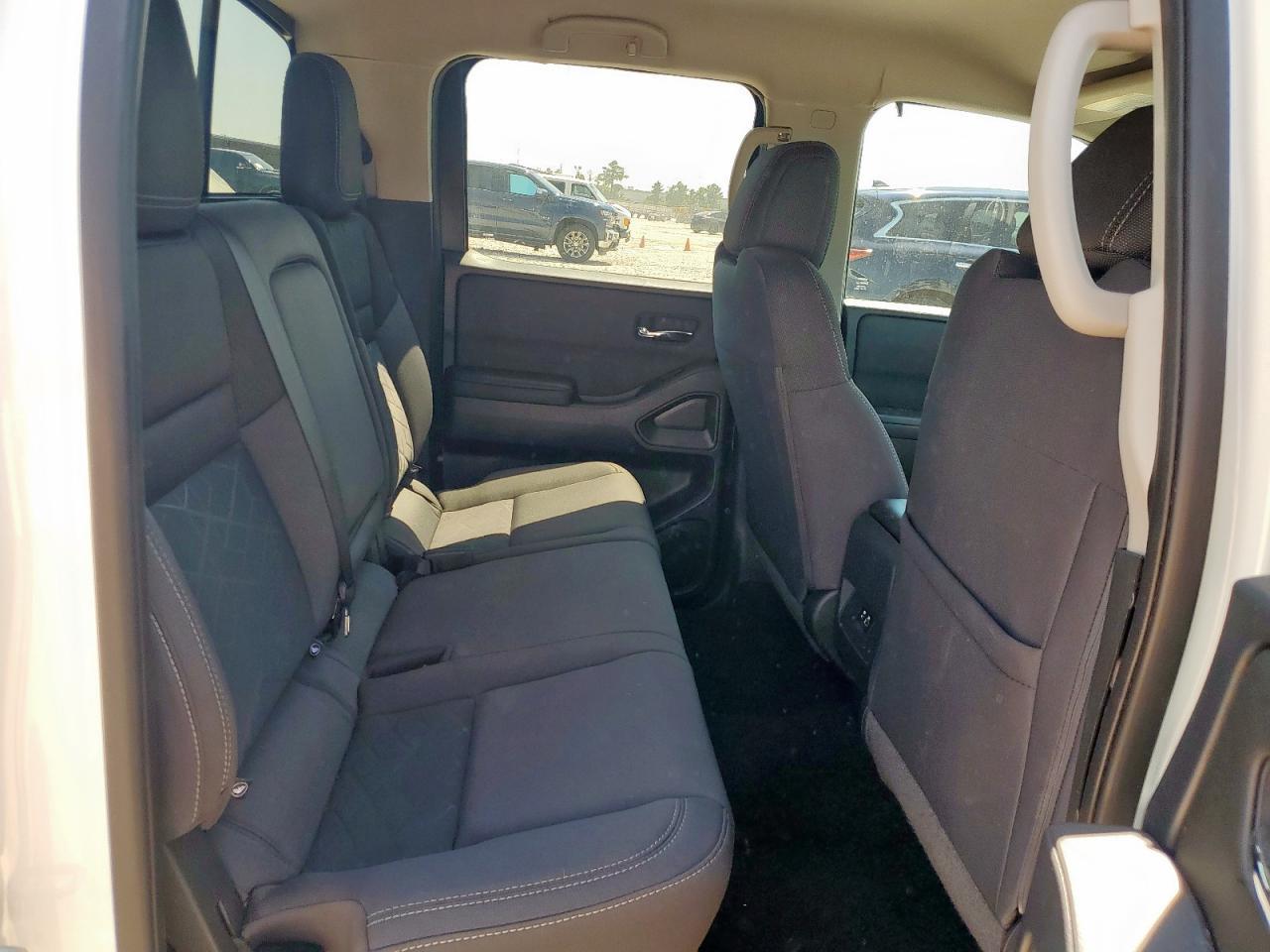 2025 NISSAN Frontier