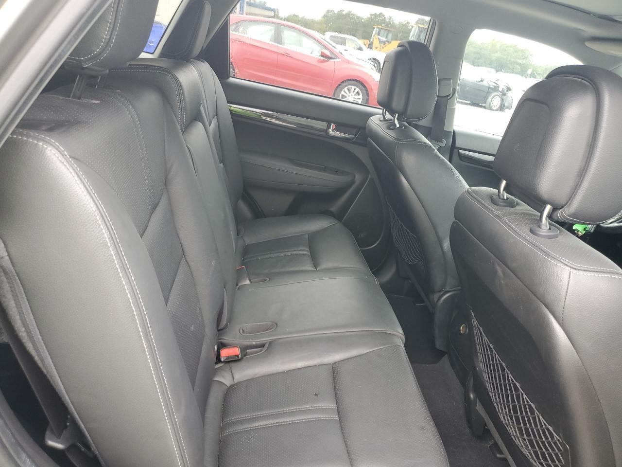 2011 KIA SORENTO