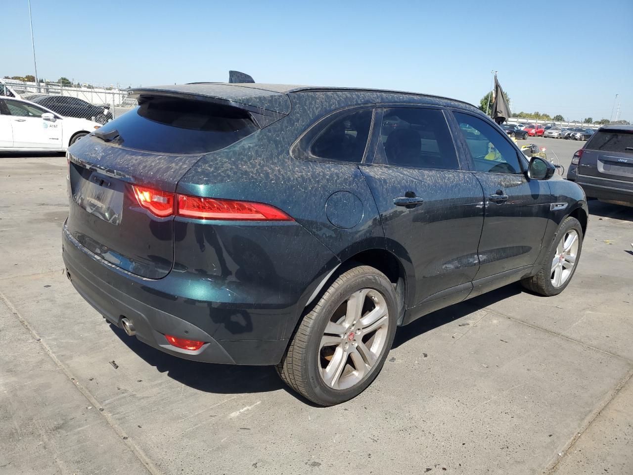 2017 JAGUAR F-Pace