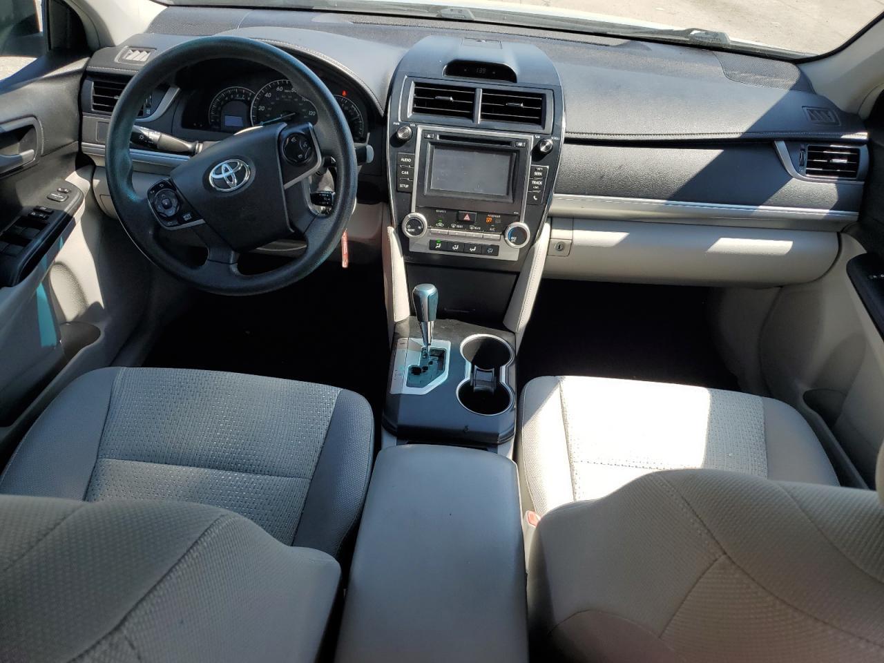 2014 TOYOTA CAMRY