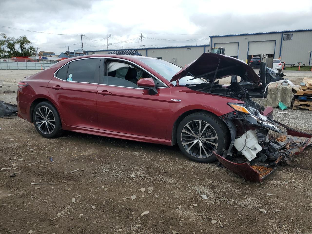 2018 TOYOTA CAMRY