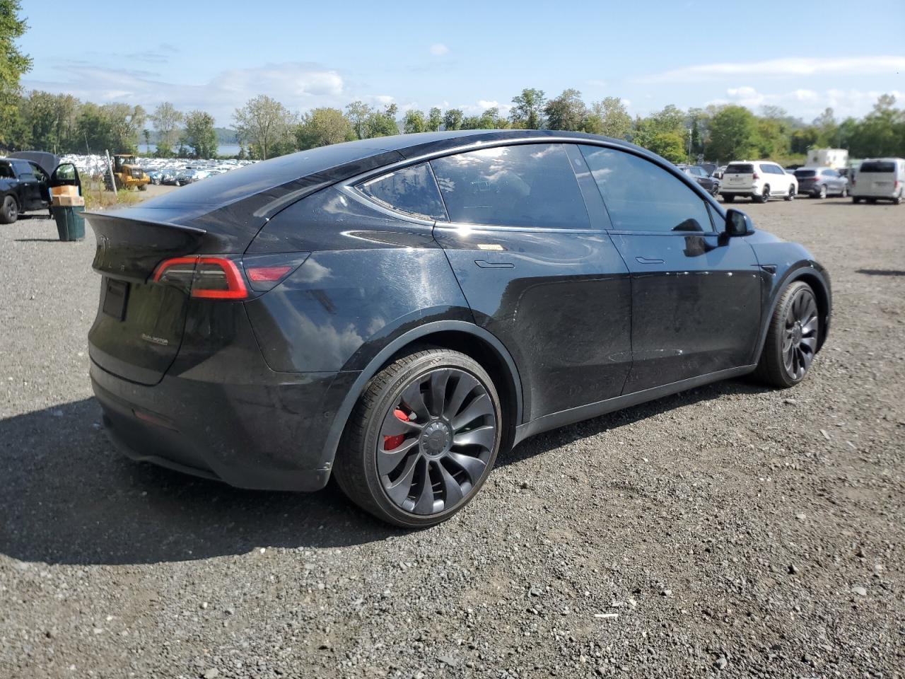 2022 TESLA MODEL Y