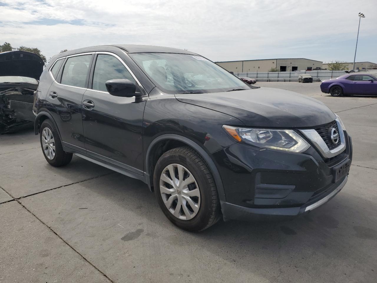 2017 NISSAN ROGUE