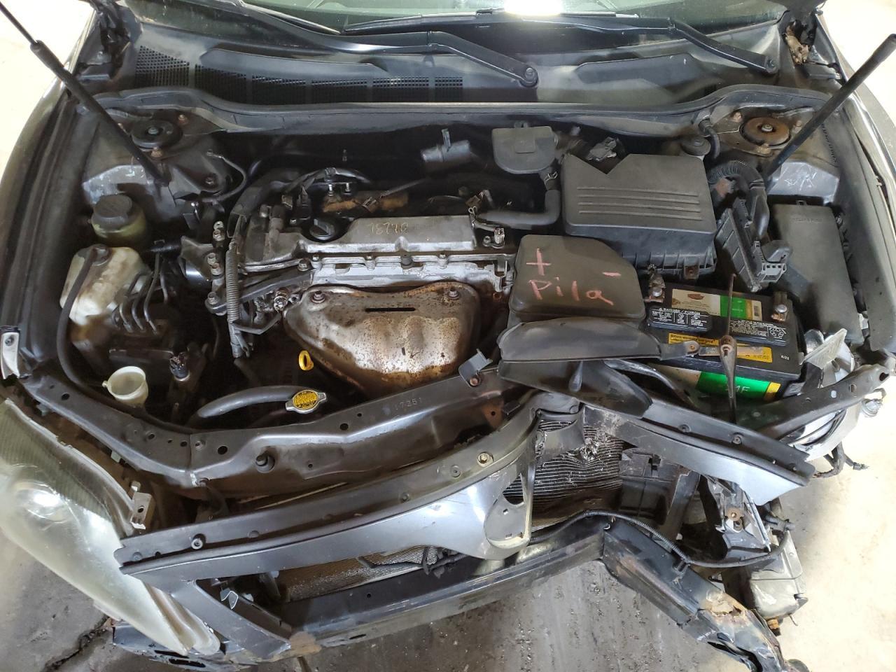 2011 TOYOTA CAMRY