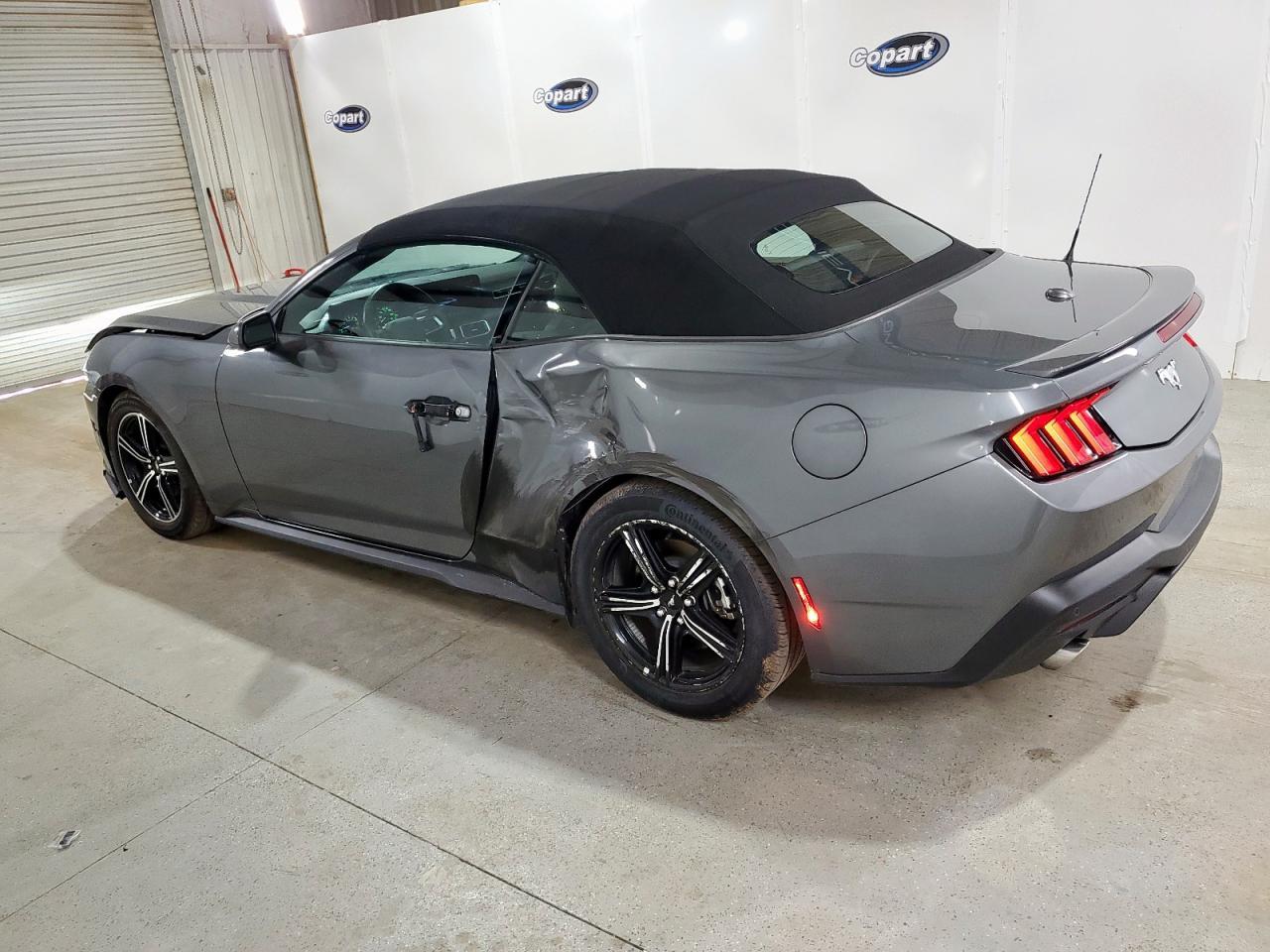 2025 FORD MUSTANG